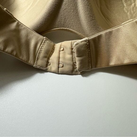 Maidenform® Full Coverage Strapless Underwire Bra DM9472 Size 34C - Picture 4 of 8